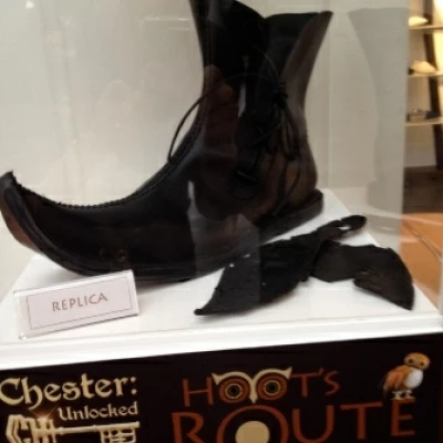 14c replica leather shoes