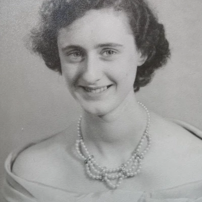 anne farr