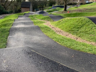battle pump track long view vertical