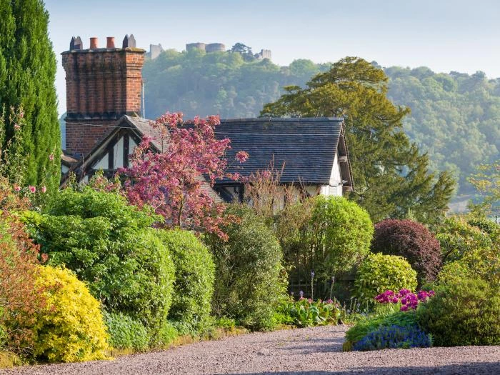 beeston castle from property on horsley lane cheshire 2