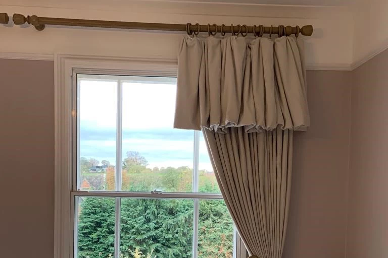 Cottage heading curtains