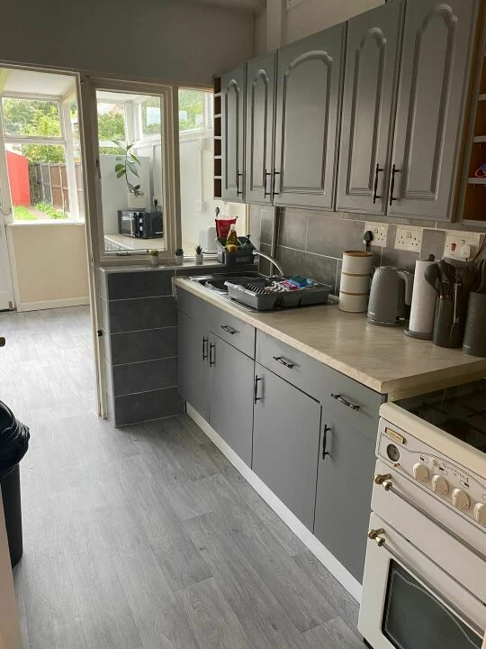 New Birmingham Rd, Tividale, Oldbury B69 2JJ, UK