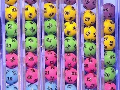 Image: 10_Lottery-Balls