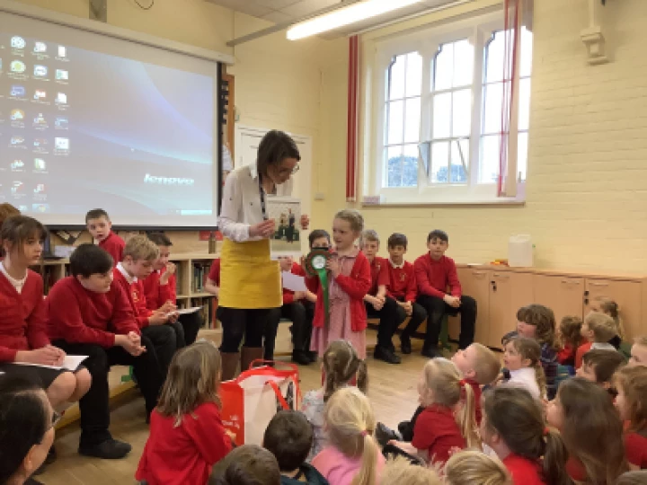 EADD51BC-E2EA-4F9A-9755-7B2F48B8A244