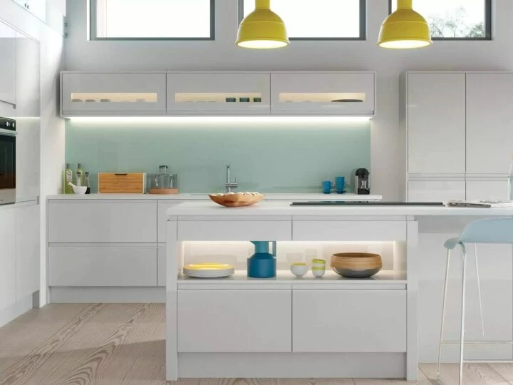 Alku White Gloss L-Shaped Kitc
