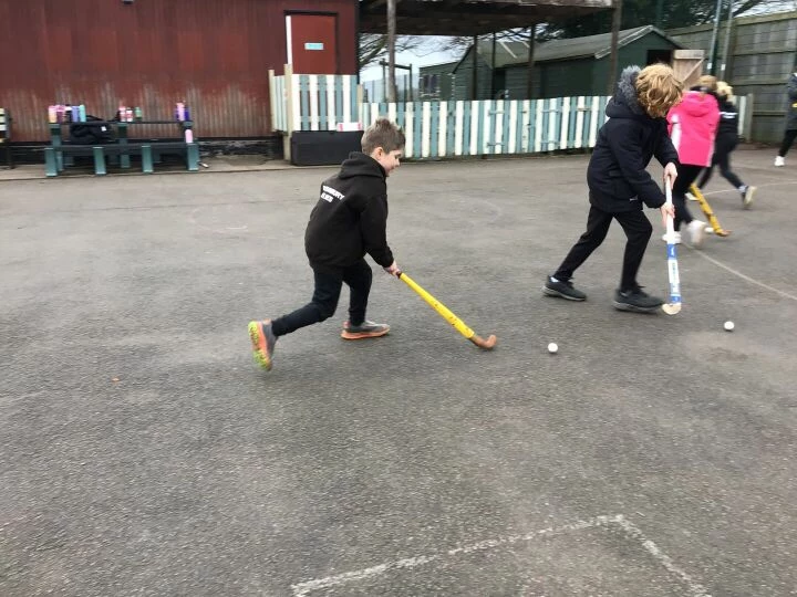 PE 2
