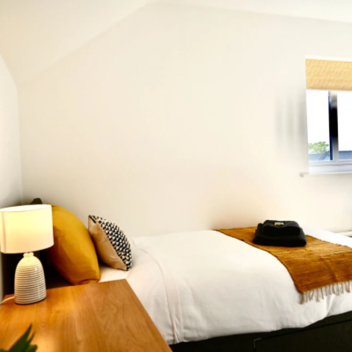 Twin room   1