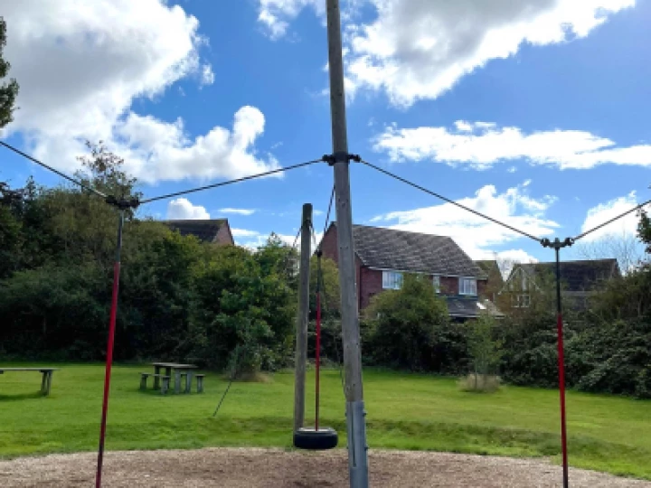 Queen Swing