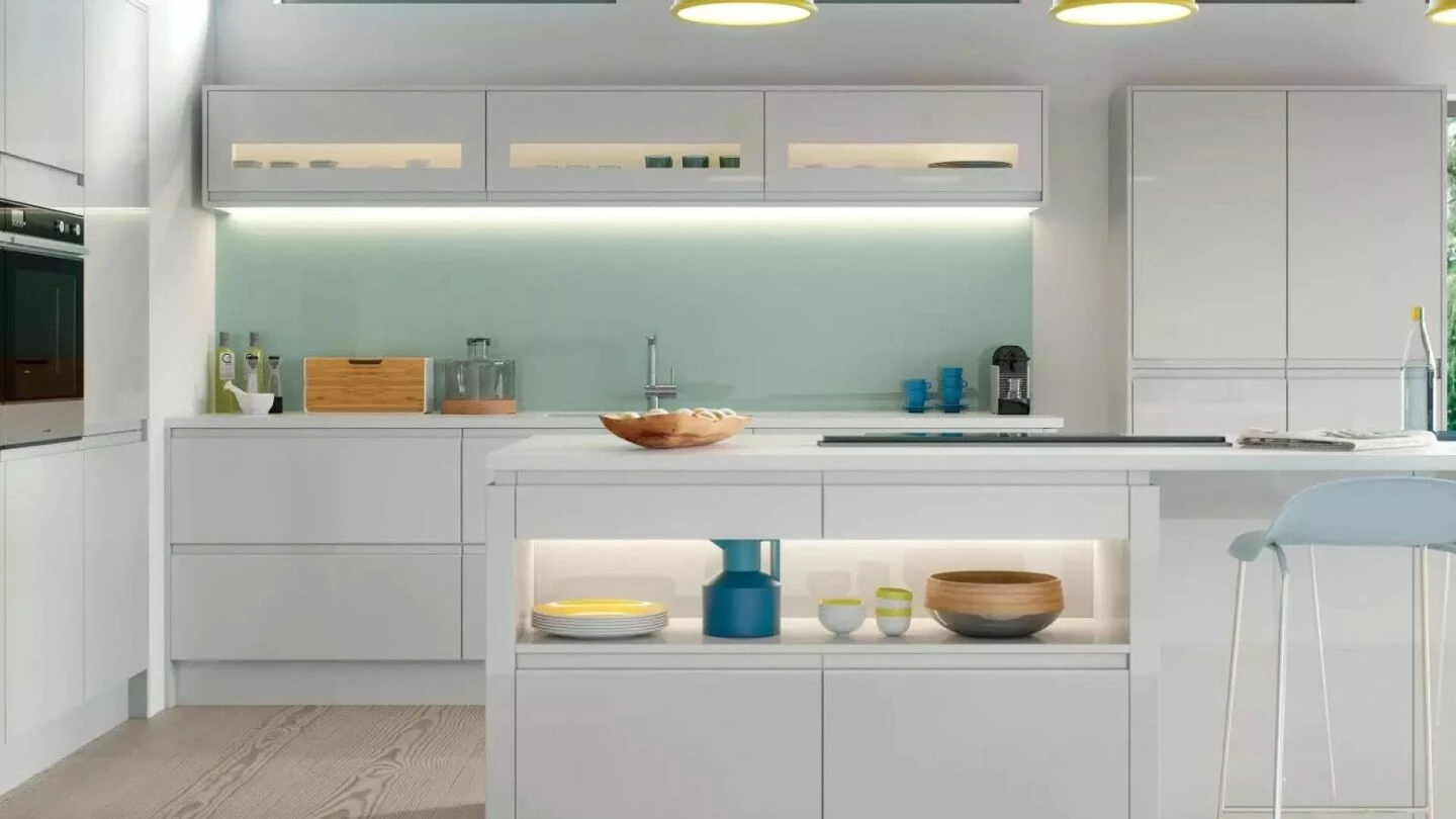 Alku White Gloss L-Shaped Kitc