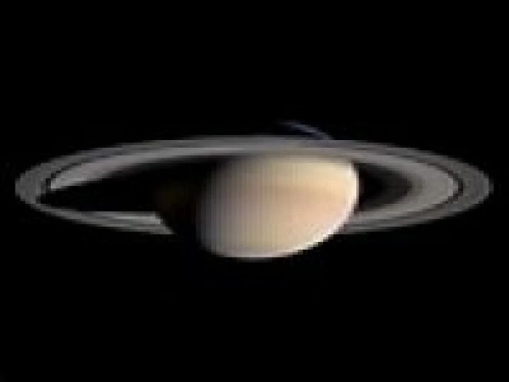 Saturn rings