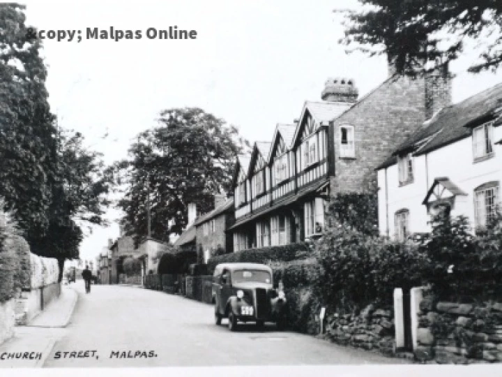Old picture of Church Street