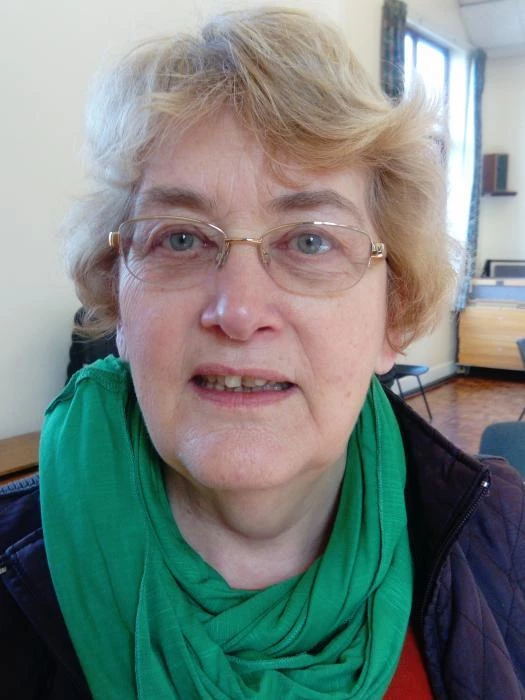 carolyn roche