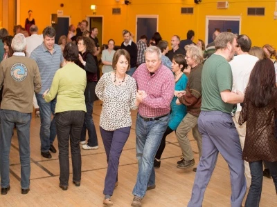 ceilidh dancers 01