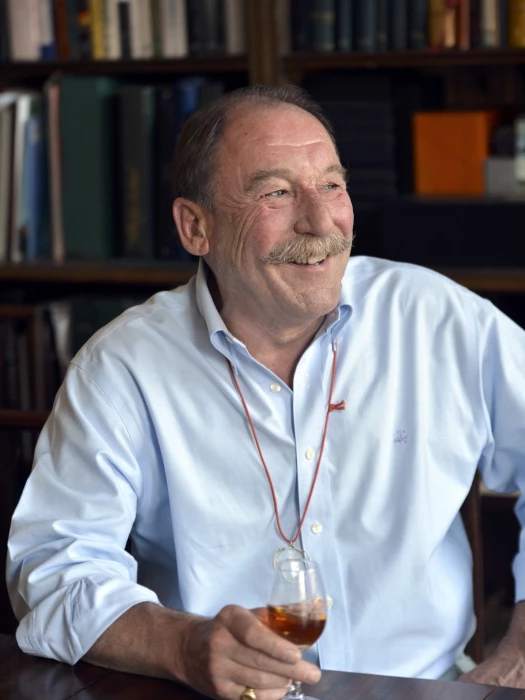 charlie maclean