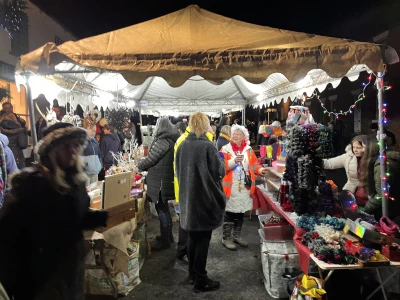 christmas market julie and sandras craft stall and barley jones artwork 2022
