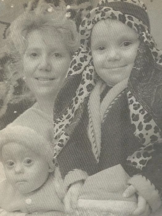 christmas party 1992 1 scan20190307