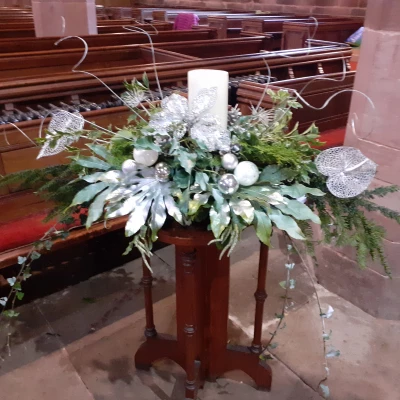 church flowers xmas 3