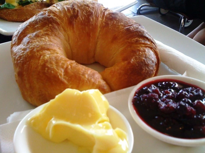 croissants  jam