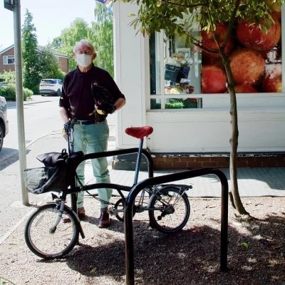 cycle stands
