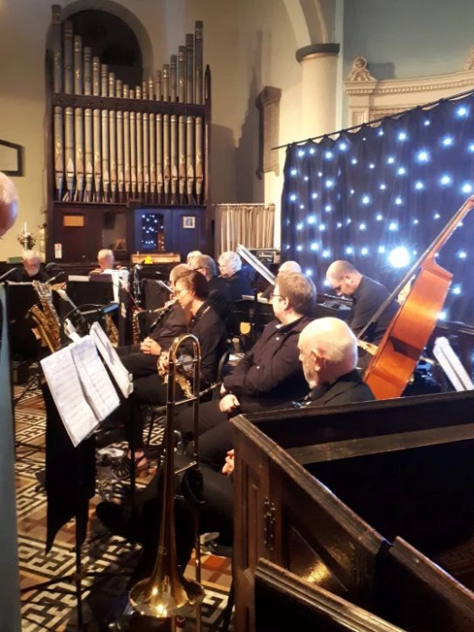 easy listening night with the woodpeckers