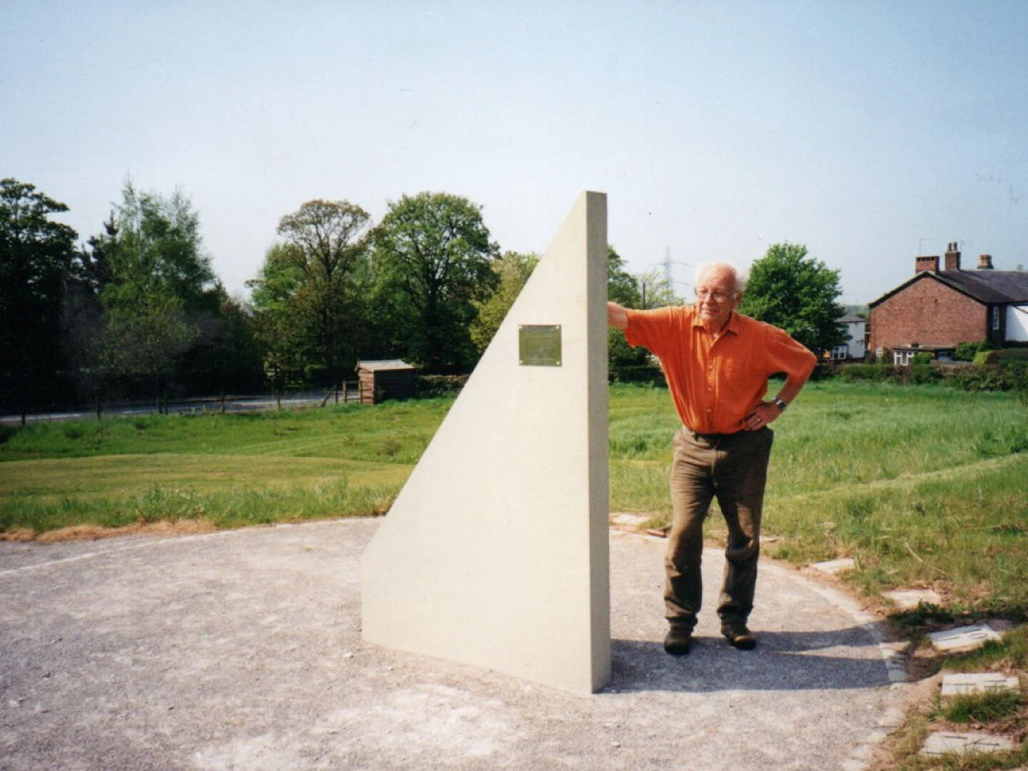 f gs newsundialedited