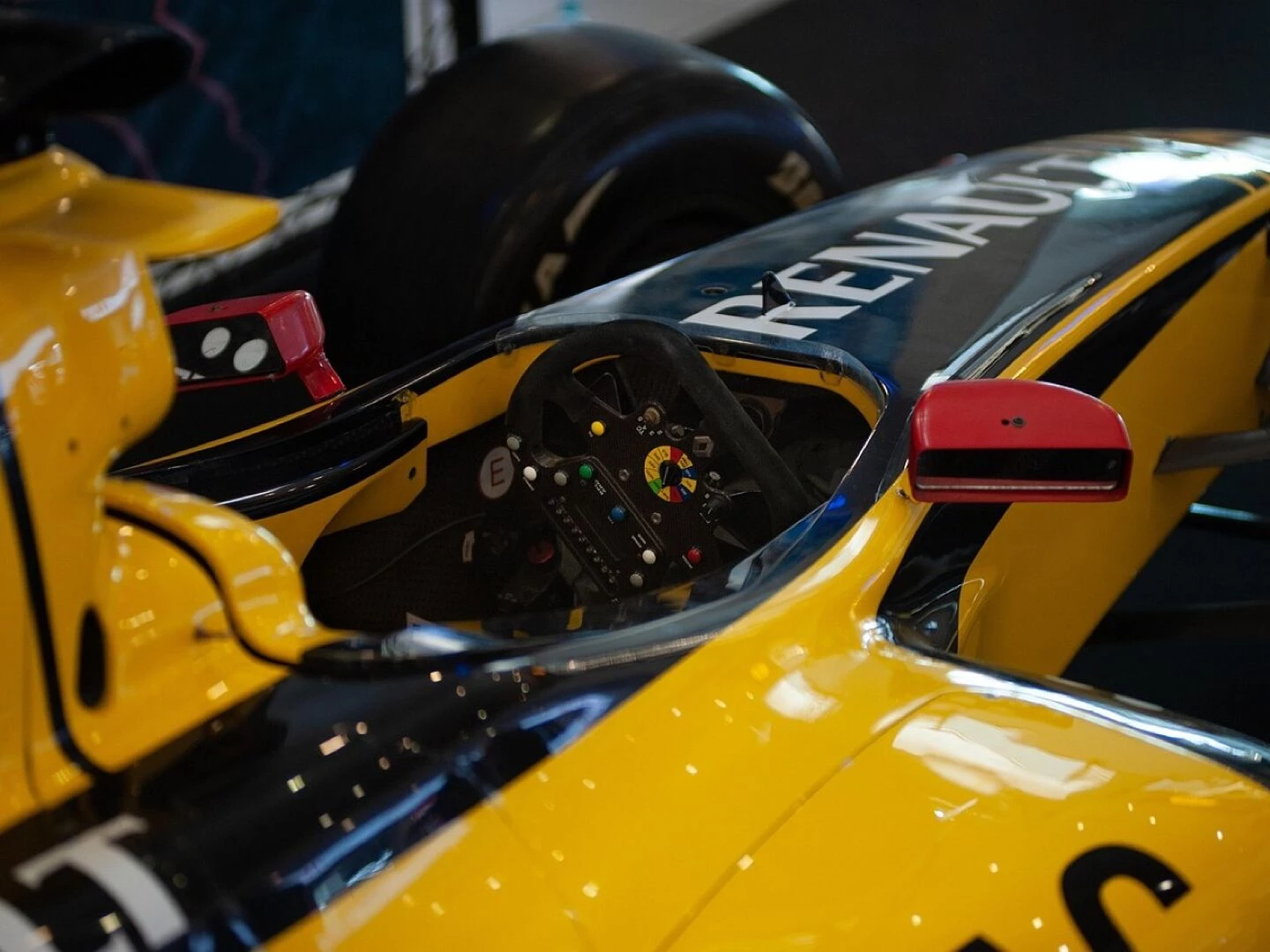 f1 car wheel steering wheel cockpit renault racing speed fast auto race vehicle motorsport car wallpapers formula automotive