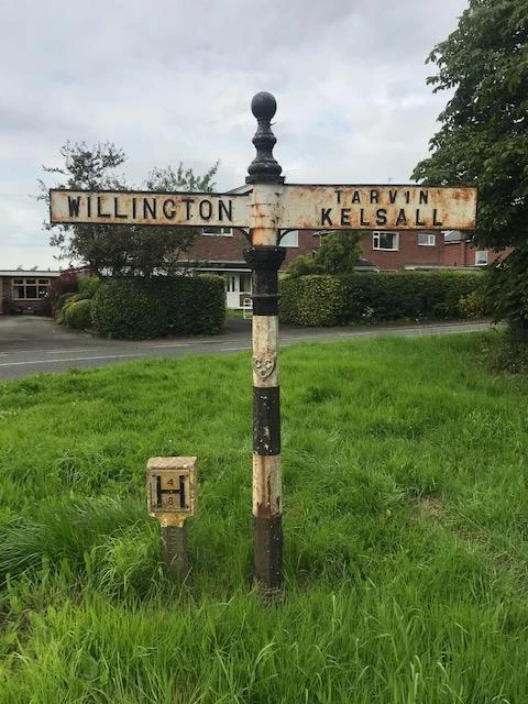 finger post oscroft