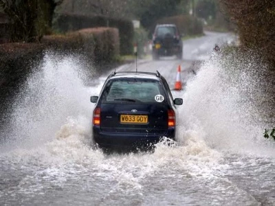 flooded roads 01
