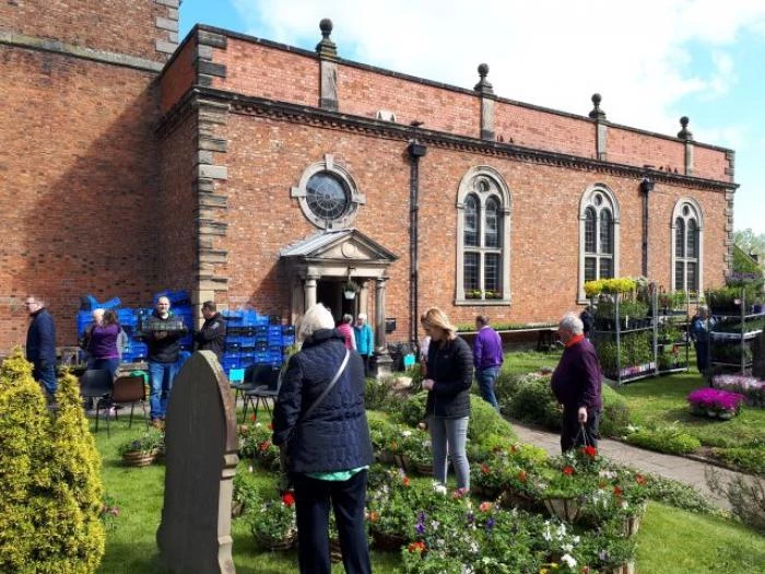 image plantsale20190504101011