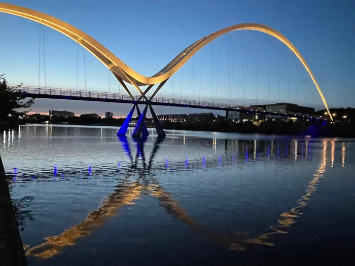 infinity bridge at night