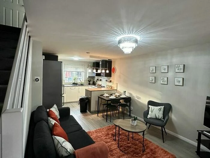 kitchen and lounge