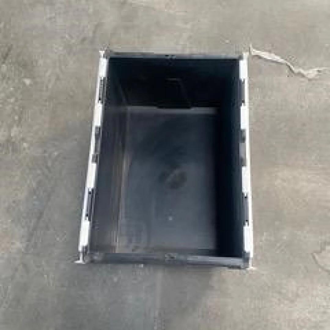 lidded crate1