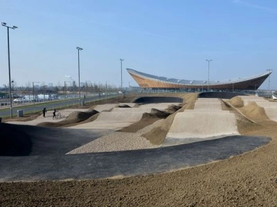 london 2012 olympic bmx track end view