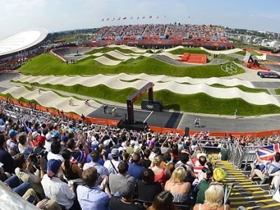 london 2012 olympic bmx track spectators