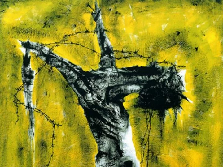 minipic18crucifiedtreeform