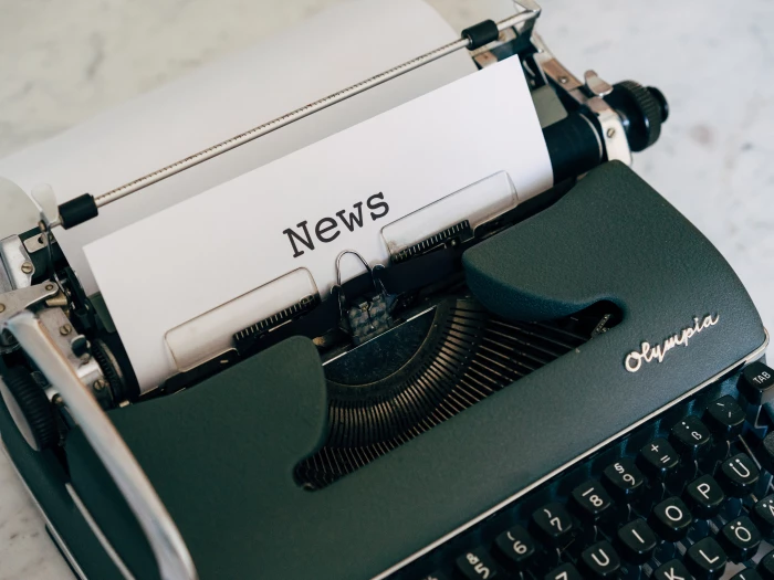 news blog typewriter