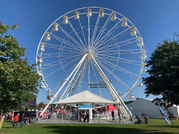 observation wheel image