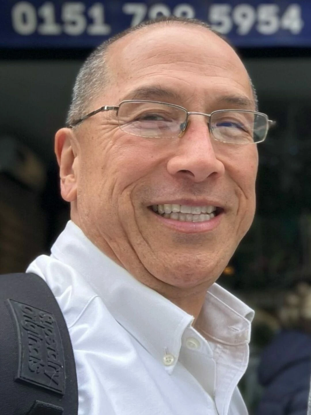 rev ian hu