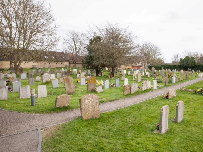 st mary39s churchyard 06