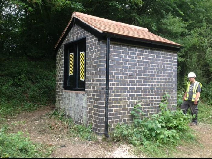 sykes hollow hut  after