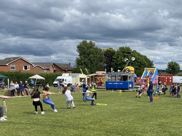 tarvin fete 2022 tug of war  girls