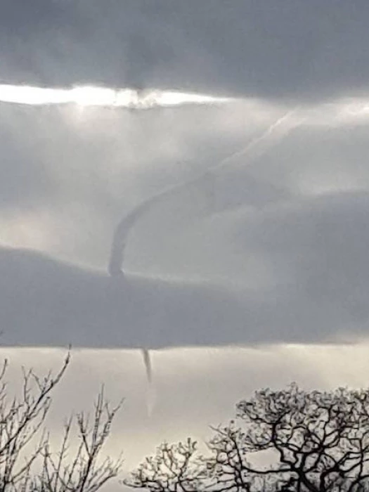 tornado in cm