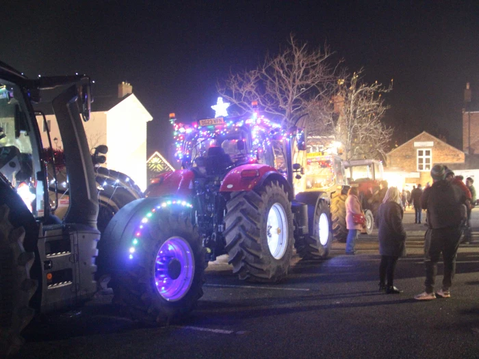 tractor 02
