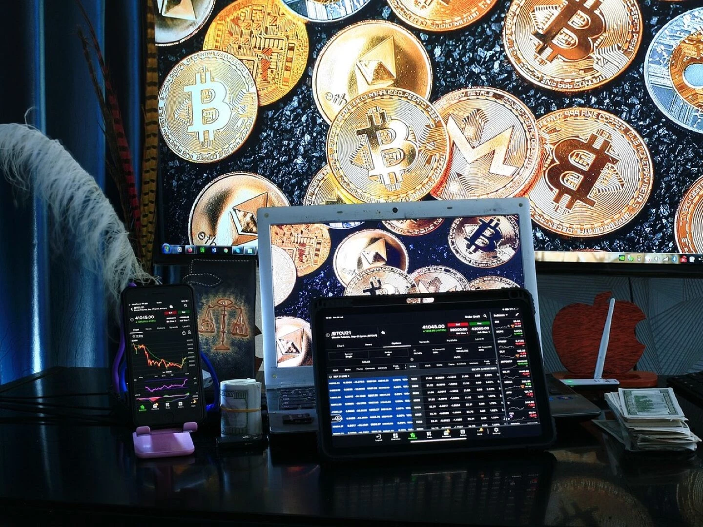 trading blockchain cryptocurrency stocks stock market derivatives bitcoin crypto currency investing shiba options futures robihnood law regulation ripple cryptocurrency cryptocurrency cryptocurrency bitcoin crypto crypto crypto cry