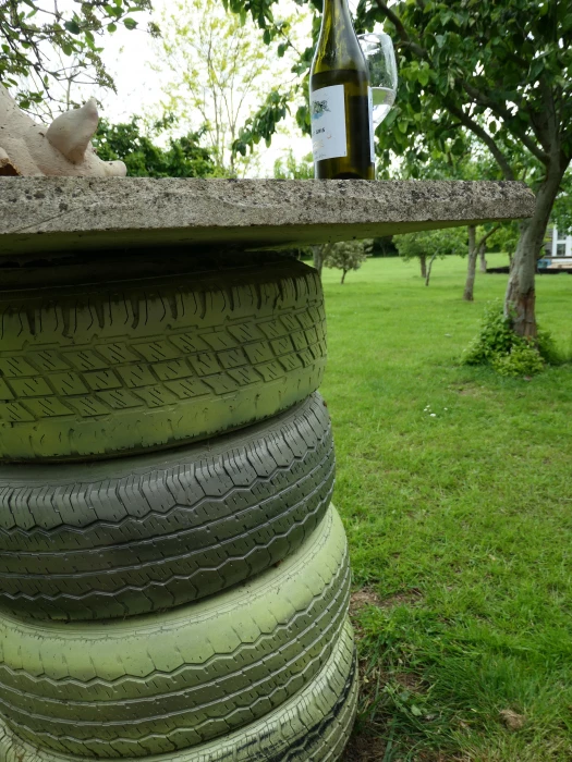 tyre table