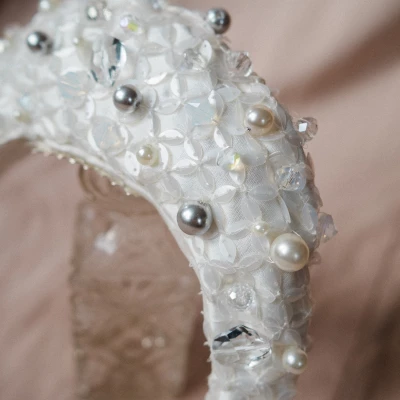 venus headband closeup