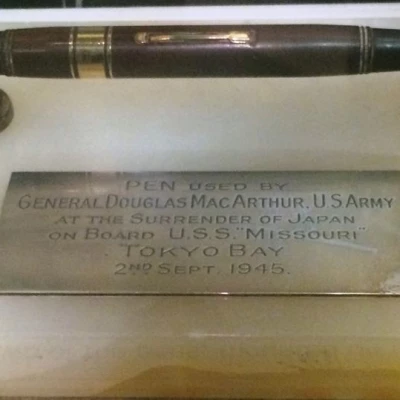 vj day pen